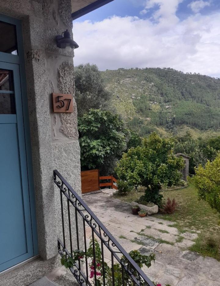 Dos Santos - *